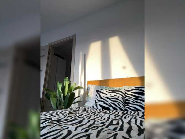 hi-bounty's BongaCams show and profile