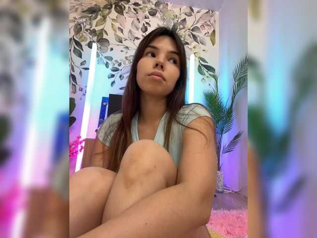 hi-bounty live cam on BongaCams