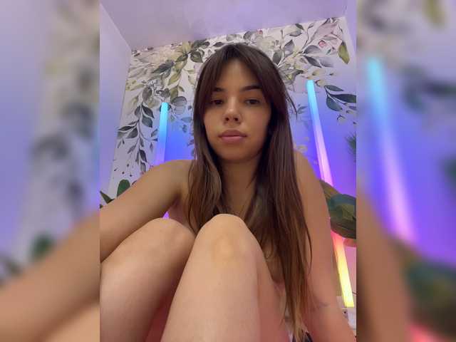 hi-bounty live cam on BongaCams