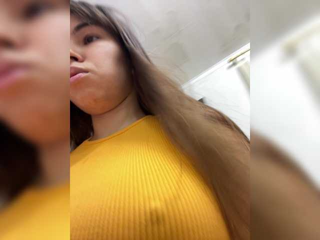 hi-bounty live cam on BongaCams