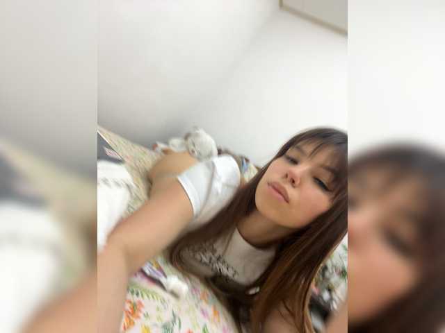 hi-bounty live cam on BongaCams