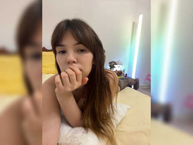 hi-bounty live webcam show