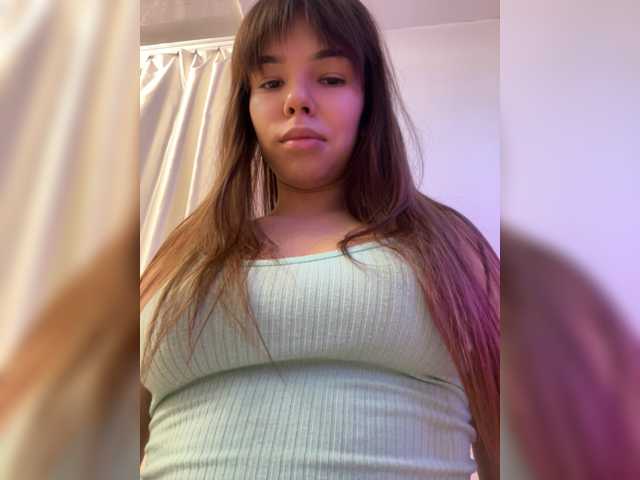 hi-bounty live cam on BongaCams