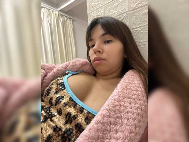 hi-bounty live cam on BongaCams