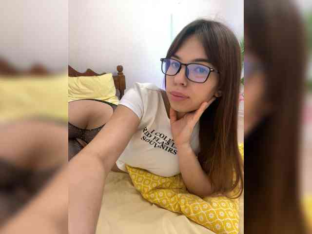 Kristina_Bounty webcam