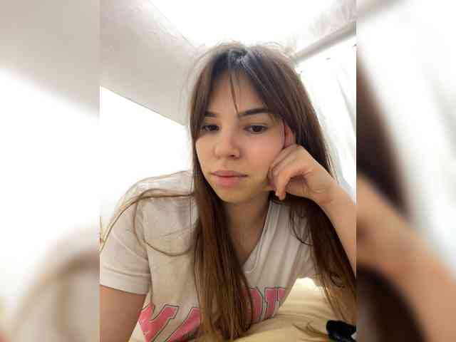 Kristina_B webcam