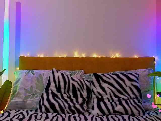 Kristina_Bounty webcam