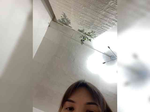 Dear_Kris webcam