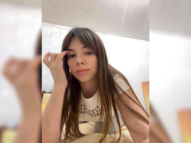 Kristina_B webcam