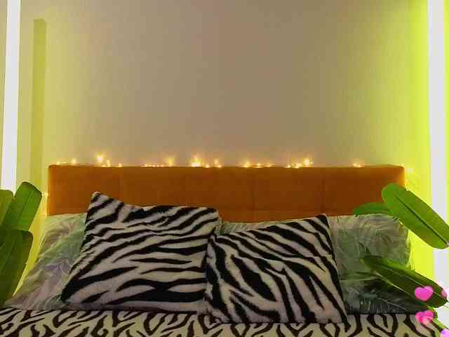 Kristina_Bounty webcam