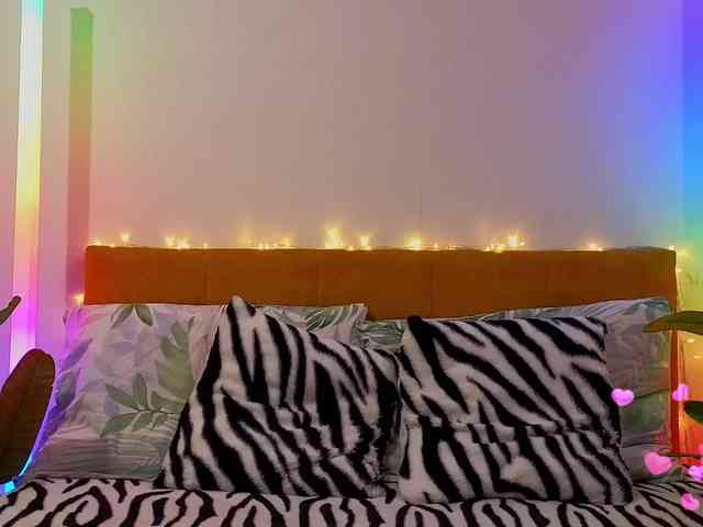 Kristina_Bounty webcam