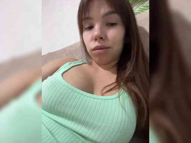 Kristina_Bounty webcam