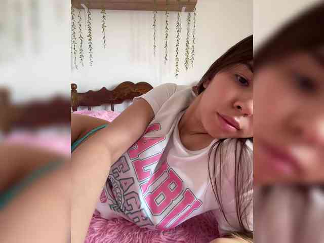 Dear_Kris webcam