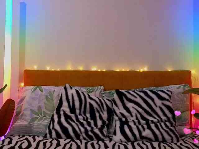 Kristina_Bounty webcam