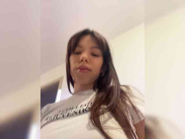 Kristina_Bounty webcam