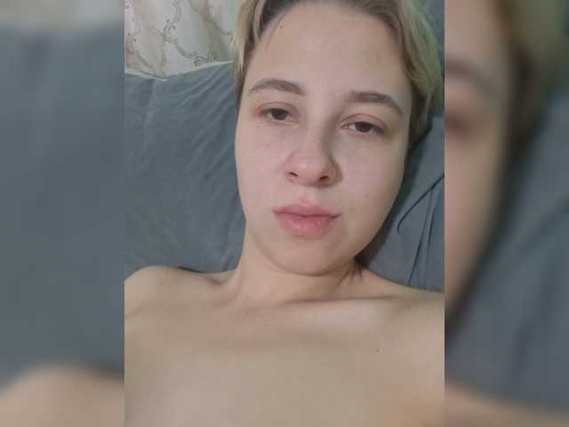 -kisulay- live cam on BongaCams