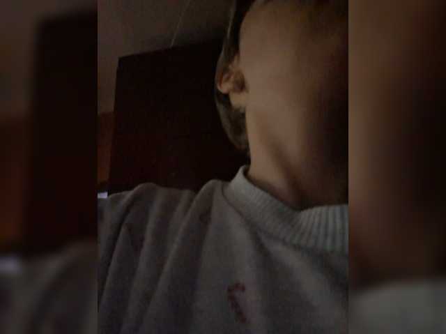 -kisulay- live cam on BongaCams