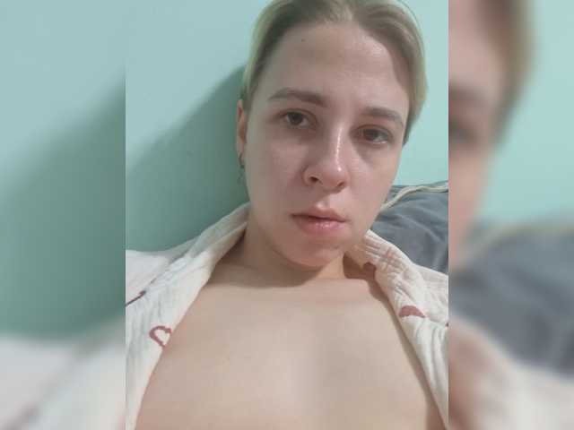 -kisulay- live cam on BongaCams