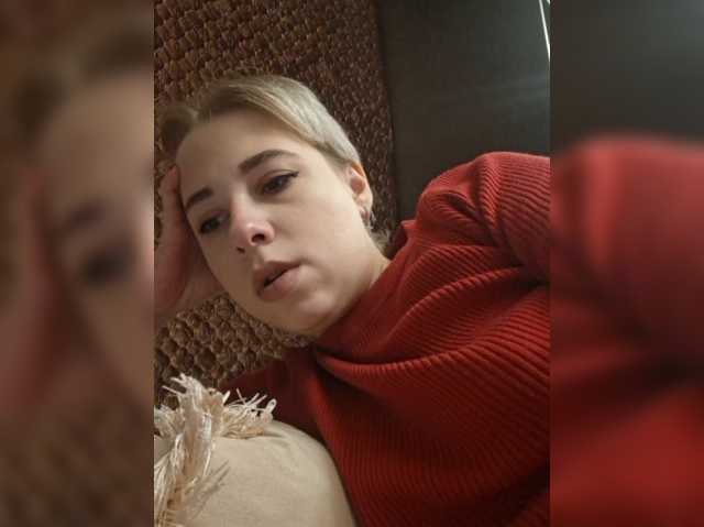-kisulay- live cam on BongaCams