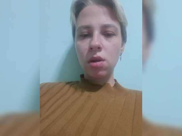 -kisulay- live cam on BongaCams