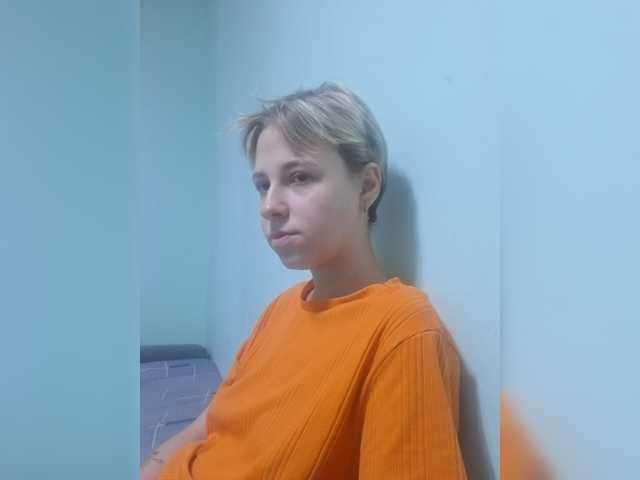-kisulay- live cam on BongaCams