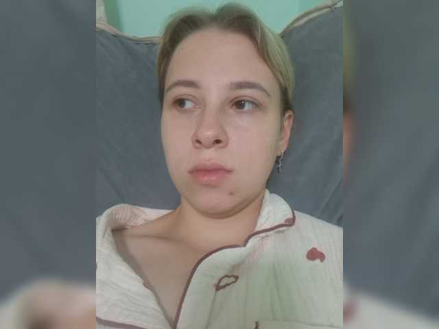 -kisulay- live cam on BongaCams