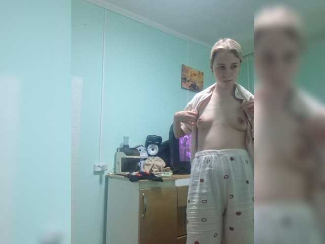 -kisulay- live cam on BongaCams