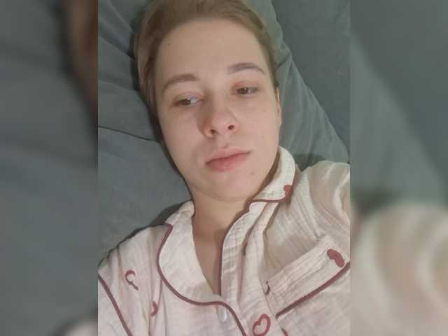 -kisulay- live cam on BongaCams