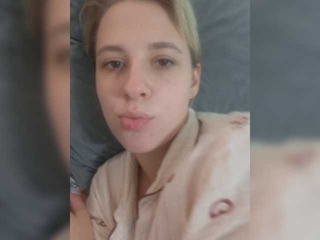 -kisulay- live cam on BongaCams