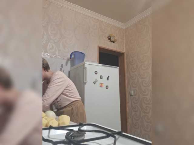-kisulay- live cam on BongaCams