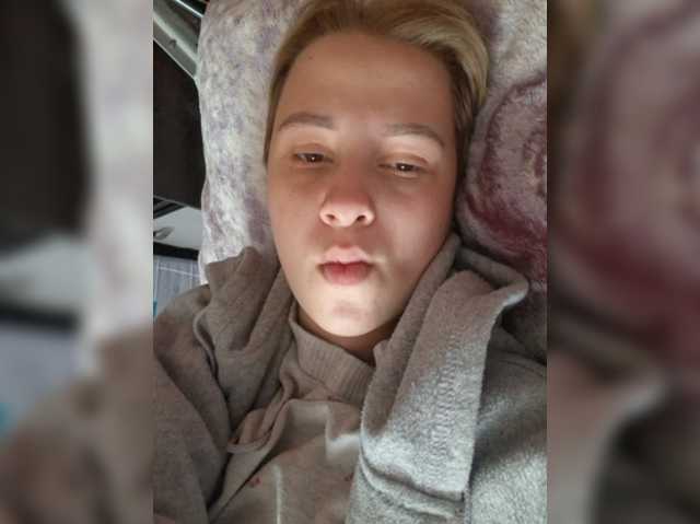 -kisulay- live cam on BongaCams