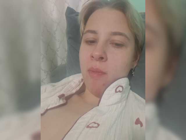 -kisulay- live cam on BongaCams