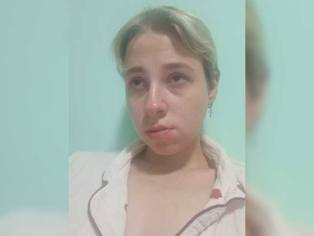 -kisulay- live cam on BongaCams