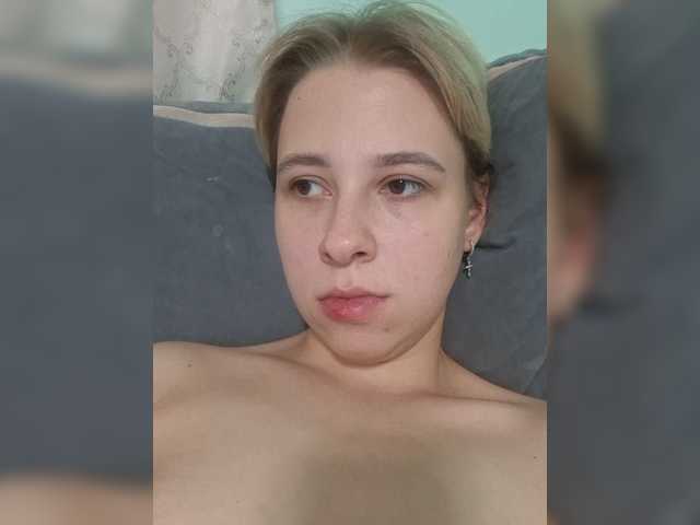 -kisulay- live cam on BongaCams