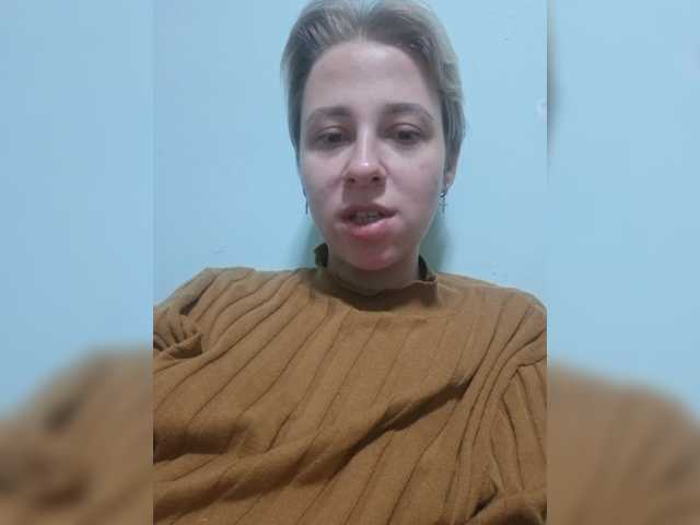-kisulay- live cam on BongaCams