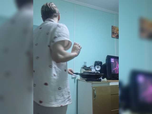 -kisulay- live cam on BongaCams