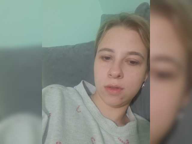 -kisulay- live cam on BongaCams