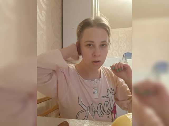 -kisulay- live cam on BongaCams