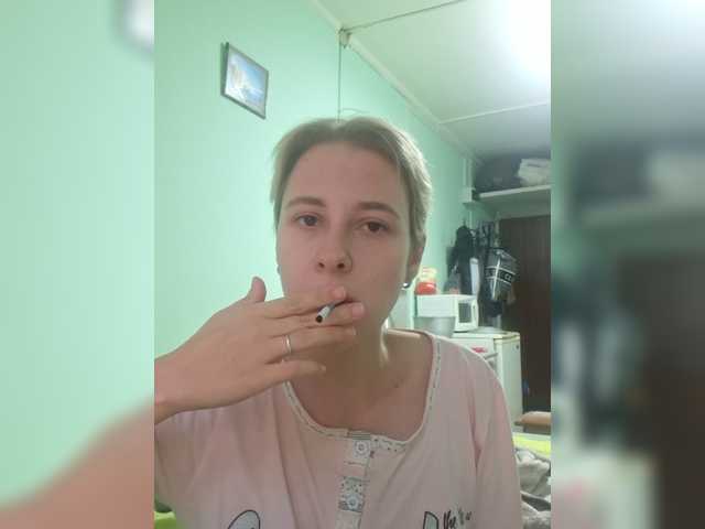 -kisulay- live cam on BongaCams