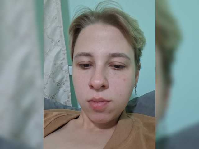 -kisulay- live cam on BongaCams