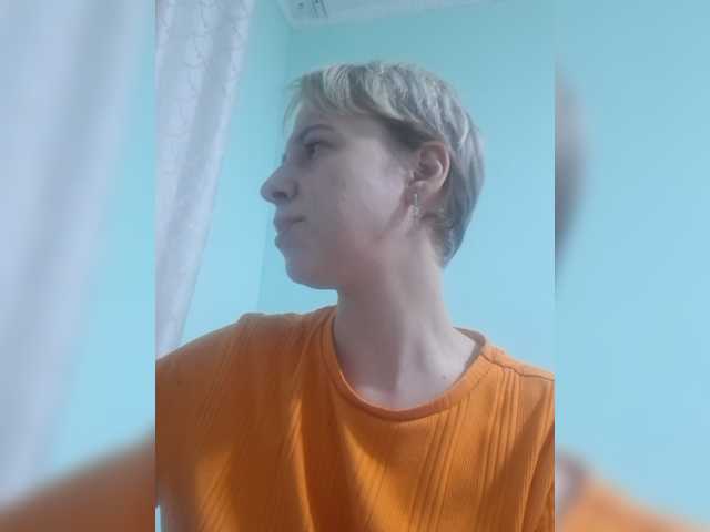 -kisulay- live cam on BongaCams