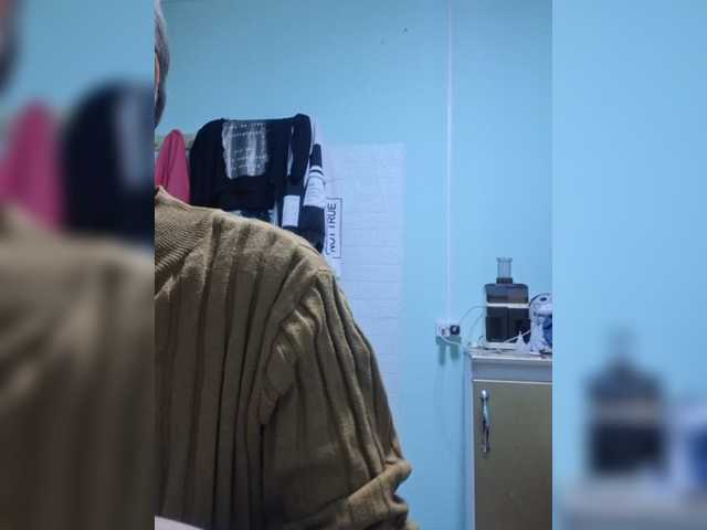 -kisulay- live cam on BongaCams