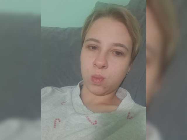 -kisulay- live cam on BongaCams