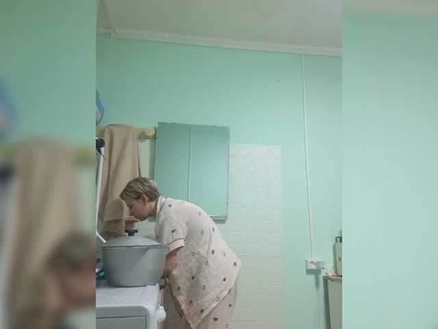 -kisulay- live cam on BongaCams