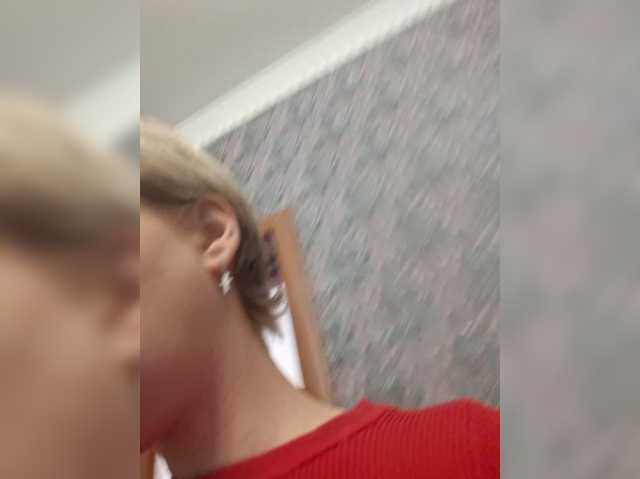 -kisulay- live cam on BongaCams