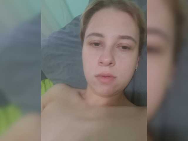 -kisulay- live cam on BongaCams