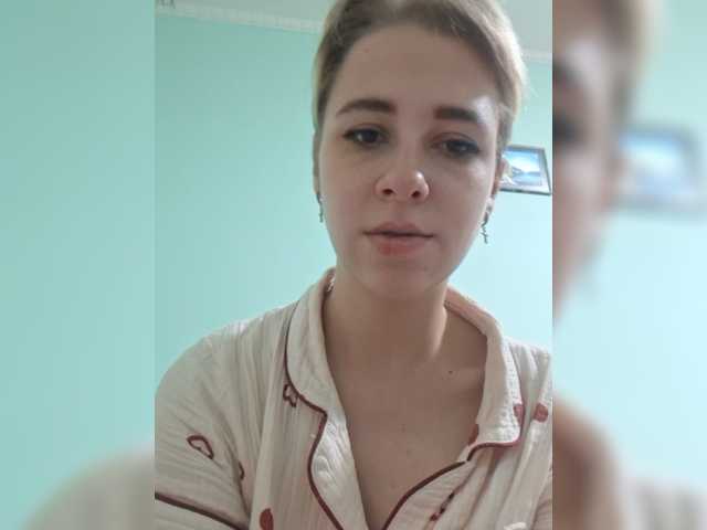 -kisulay- live cam on BongaCams