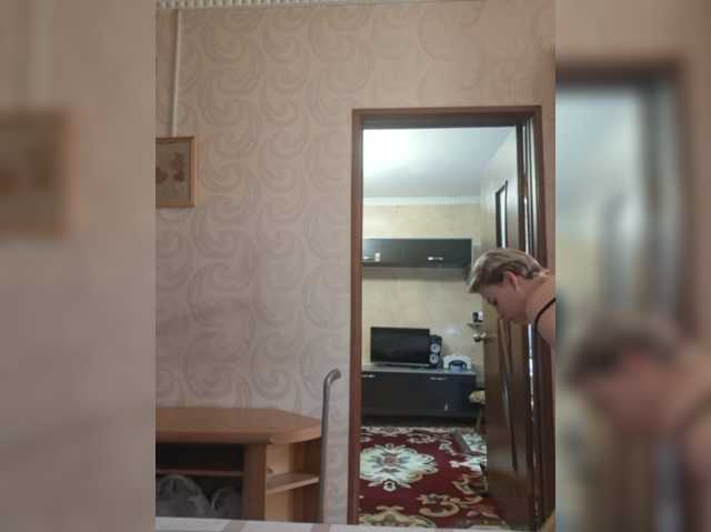 -kisulay- live cam on BongaCams