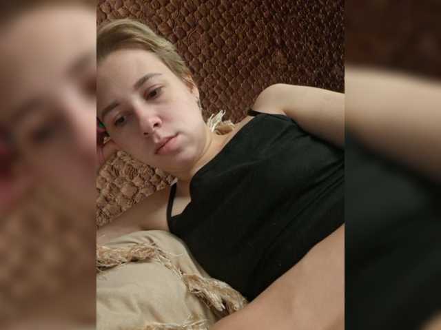 -kisulay- live cam on BongaCams