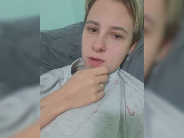 -kisulay- live cam on BongaCams